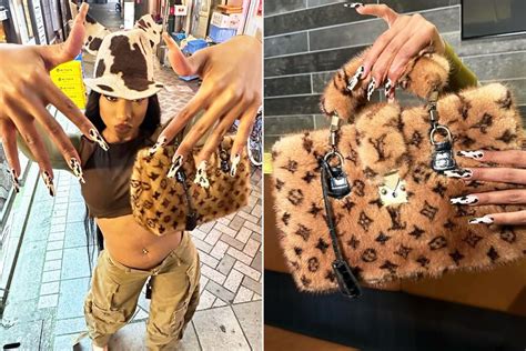 megan thee stallion louis vuitton bag|Megan Thee Stallion Wears $10K Vintage Louis Vuitton Bag.